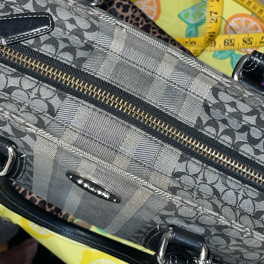•COACH•GRAY & BLACK LEGACY CANDACE CARRYALL HANDBAG EUC - Picture 15 of 15
